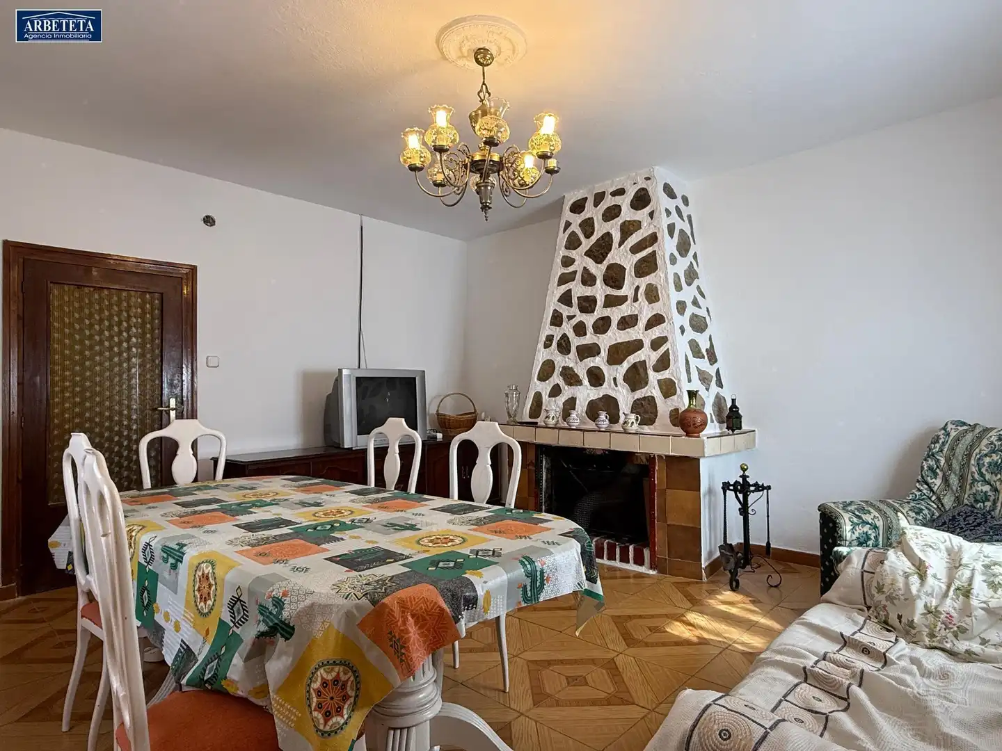 Maison rustique avec jardin à vendre à Humanes, imagen 7