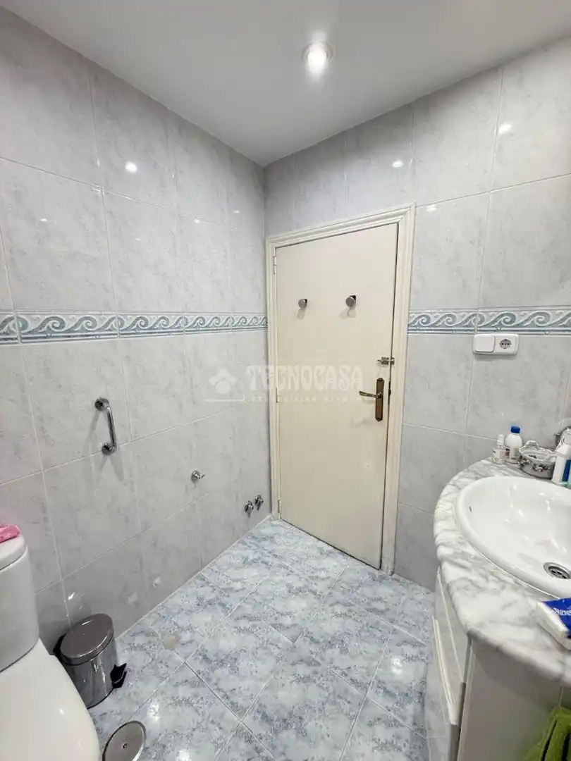 Baño de Piso en venta en Madrid con Aire acondicionado, Calefacción y Terraza