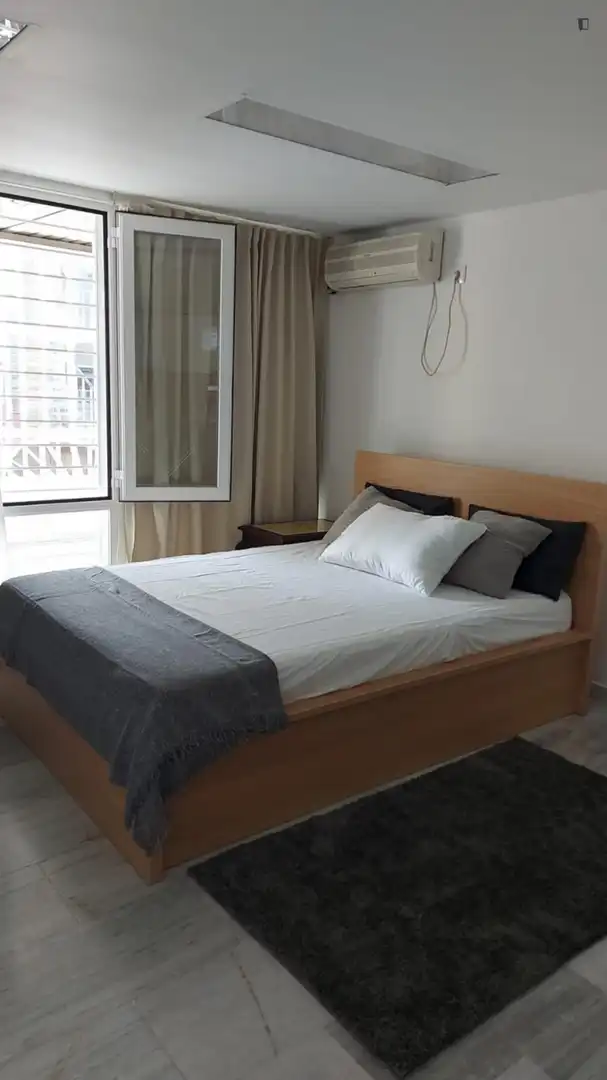 Study for rent in Alfalfa - Santa Cruz