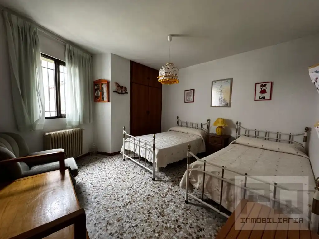 Dormitori de Casa o xalet en venda en Arenas de San Pedro