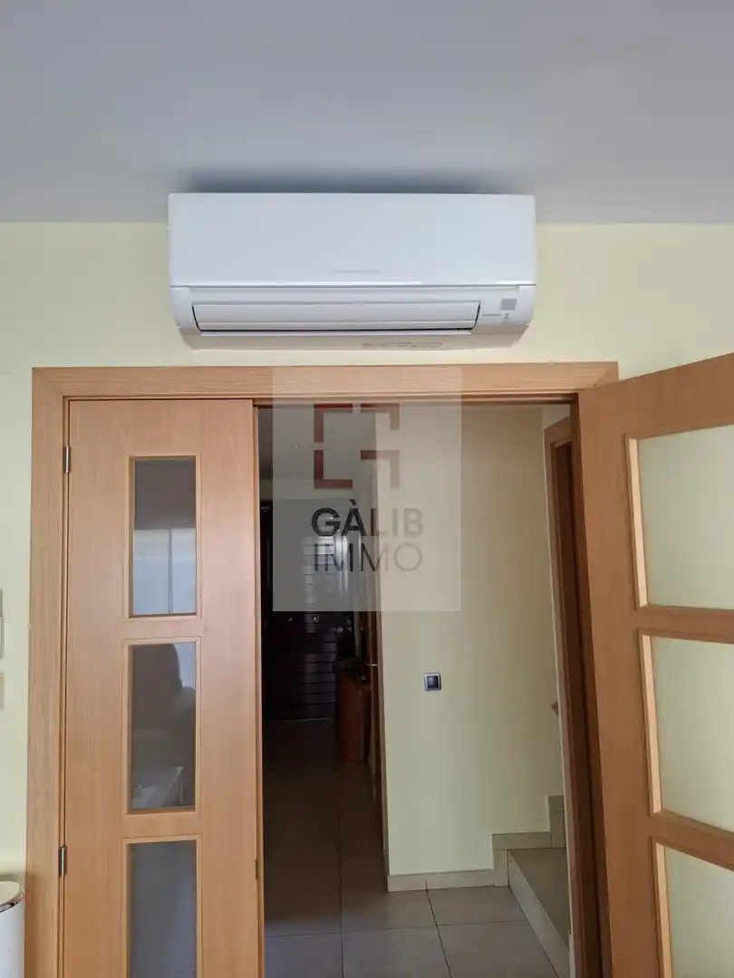Detached homes for sale in Vila-sacra  with Air Conditioner, Heating and Terrace