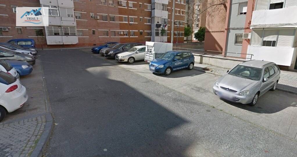 Aparcament de Pis en venda en  Sevilla Capital amb Terrassa i Balcó