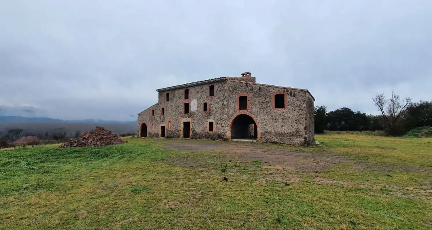 Casa rústica amb jardí en venda a Sils, imagen 5