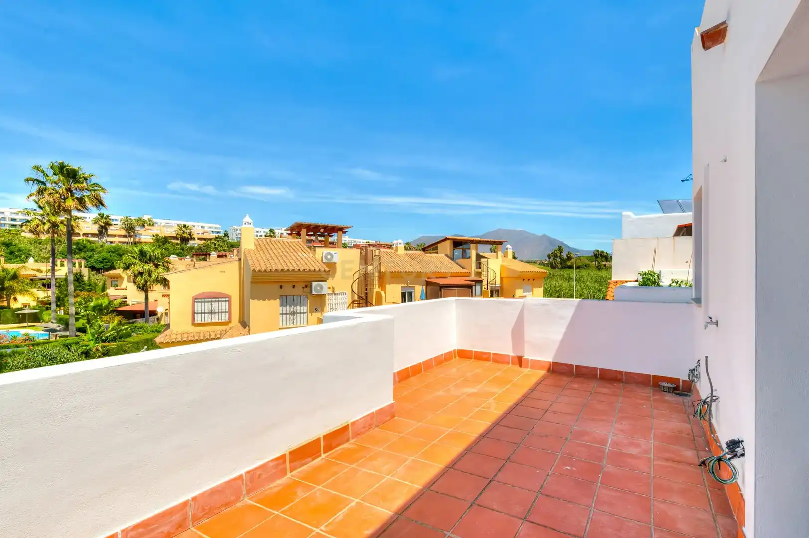 Terraza de Casa adosada en venta en Casares con Jardín privado, Trastero y Horno