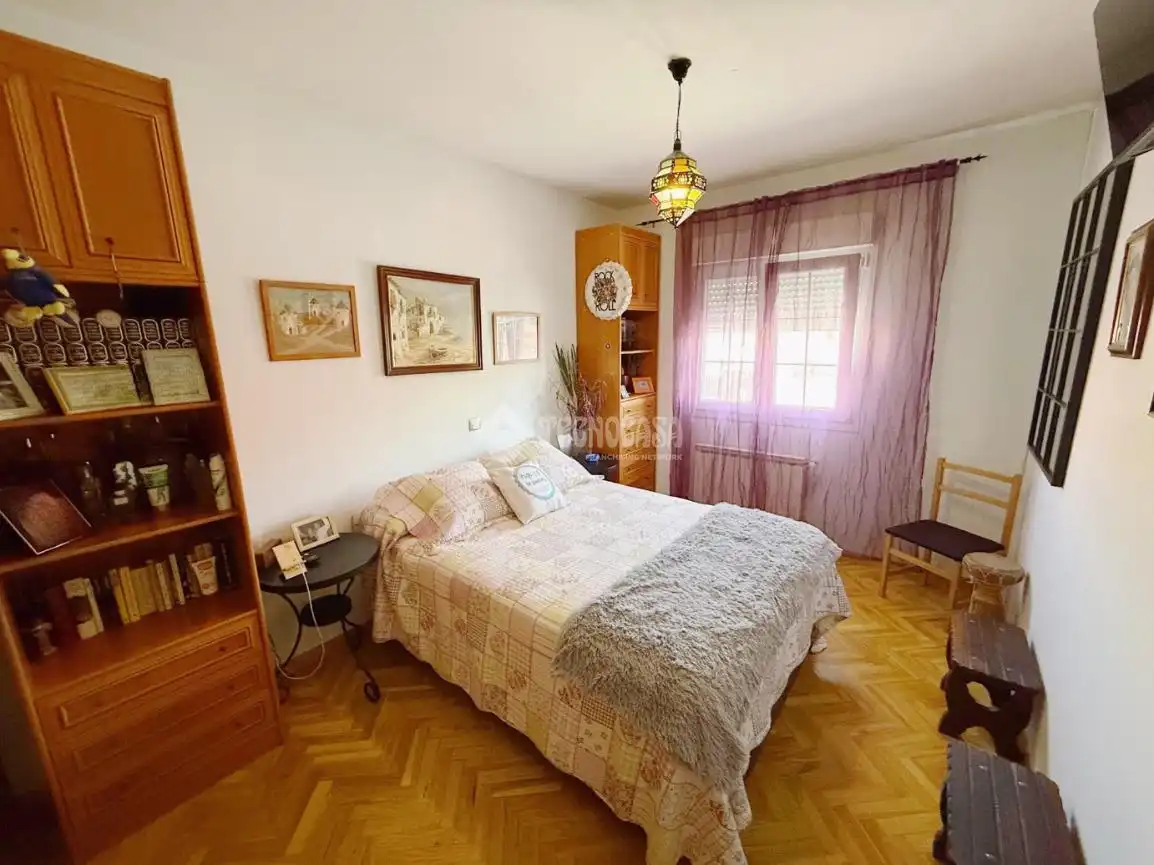 Habitación de Casa adosada en venta en Seseña