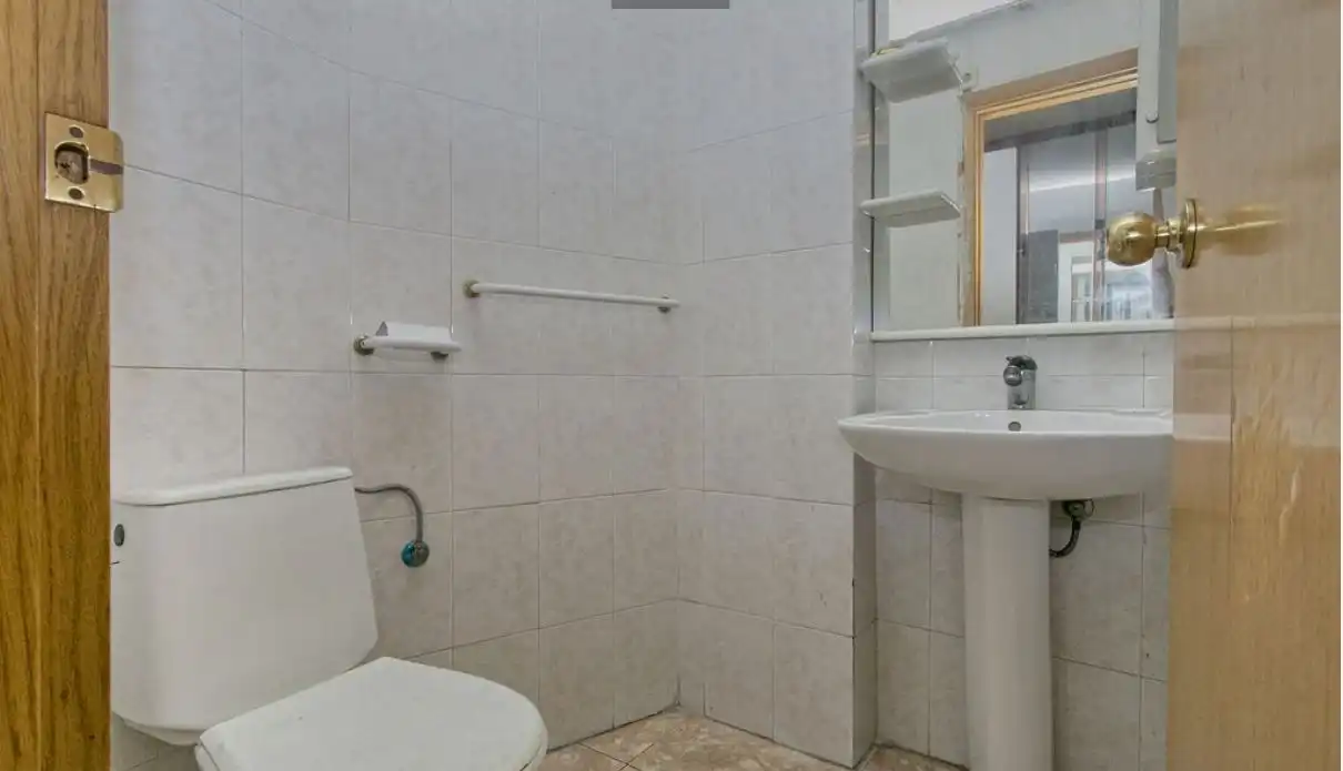 Bany de Pis en venda en Rubí