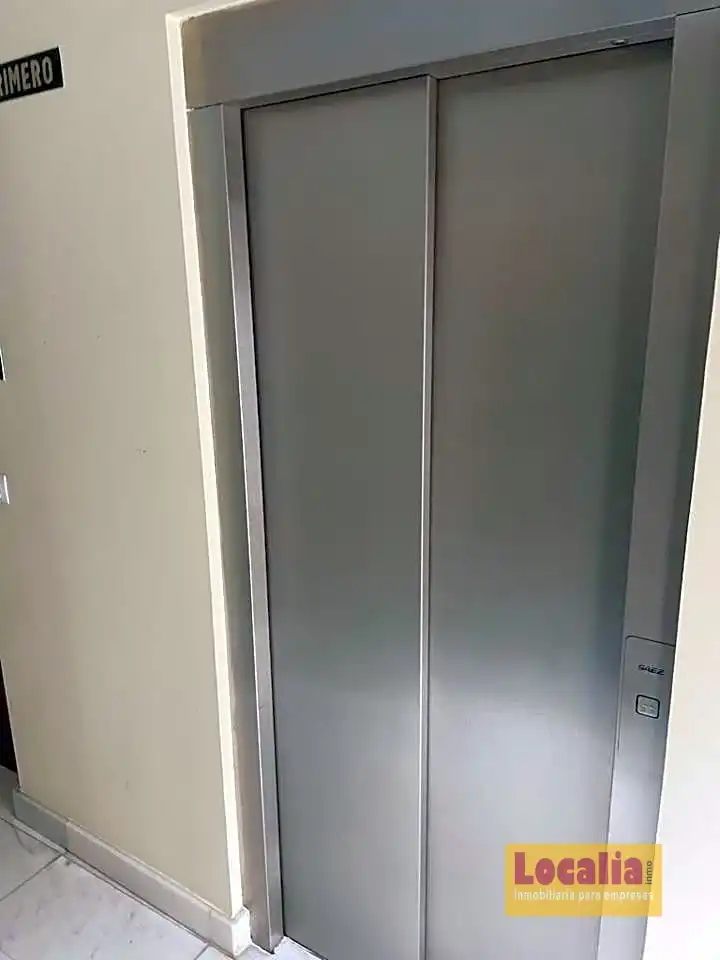 Büro mit Aufzug zur Miete in Julián Ceballos, imagen 9
