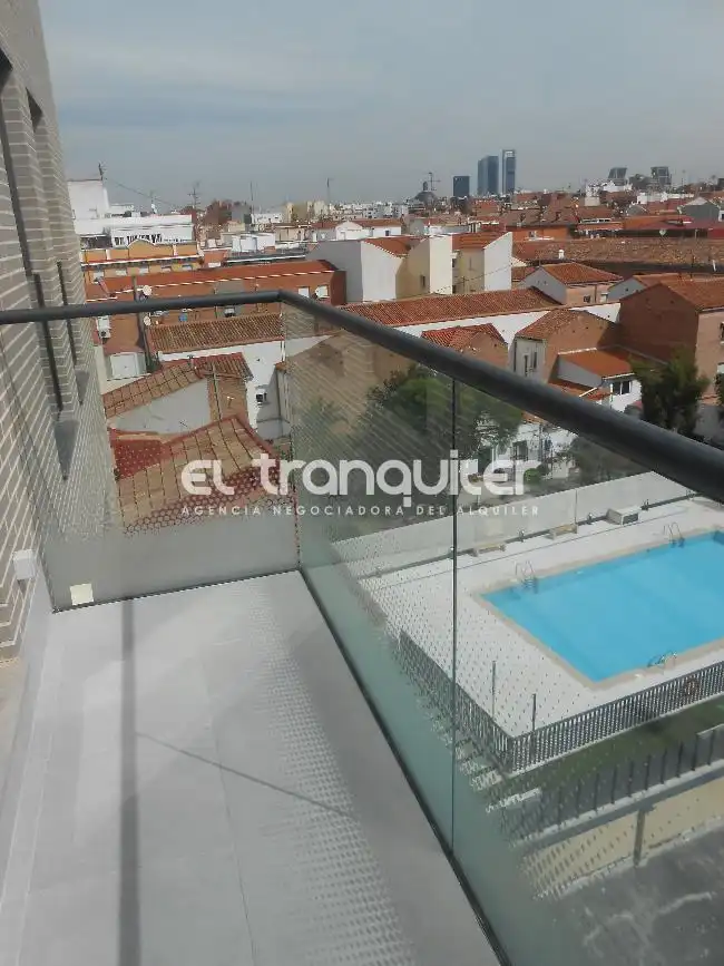 Terrassa de Pis de lloguer en Madrid amb Aire condicionat, Terrassa i Piscina