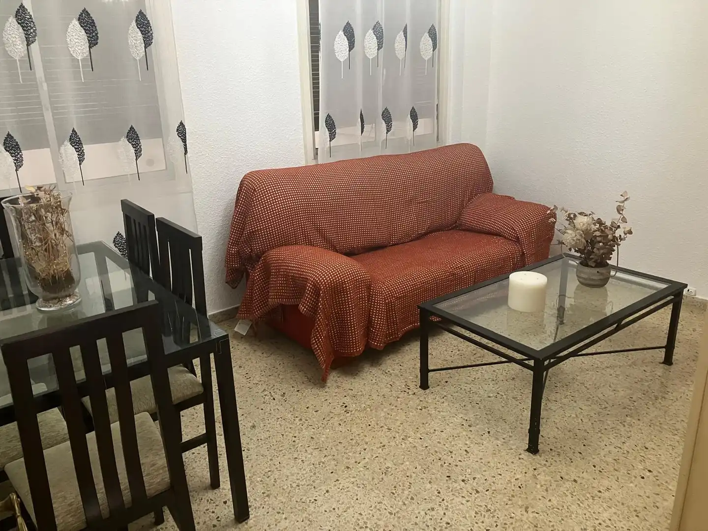 Sala d'estar de Pis de lloguer en Zaragoza amb Calefacció, Terrassa i Moblat