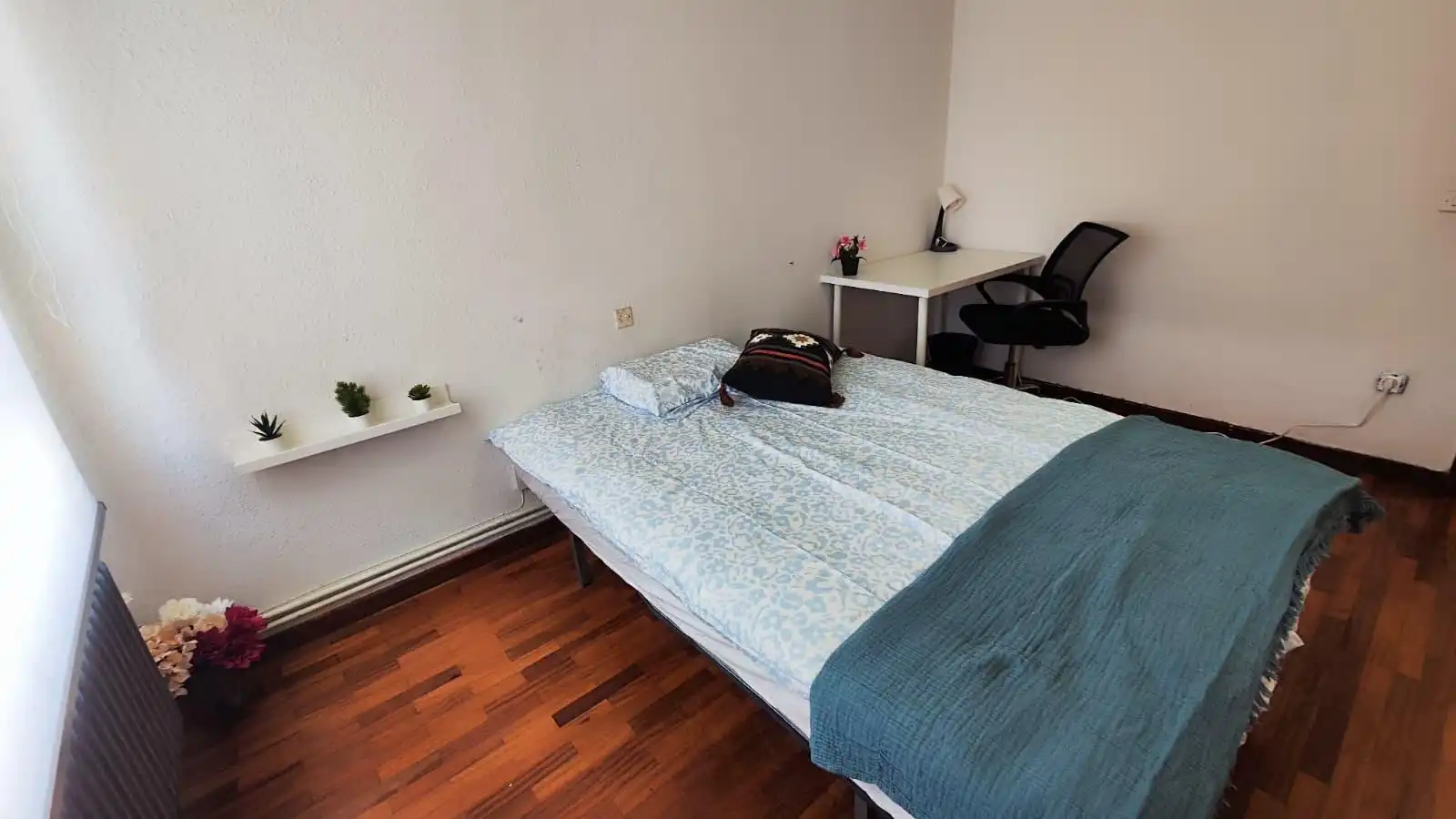 Schlafzimmer von Wohnung zur untervermieten in León Capital  mit Heizung und Terrasse