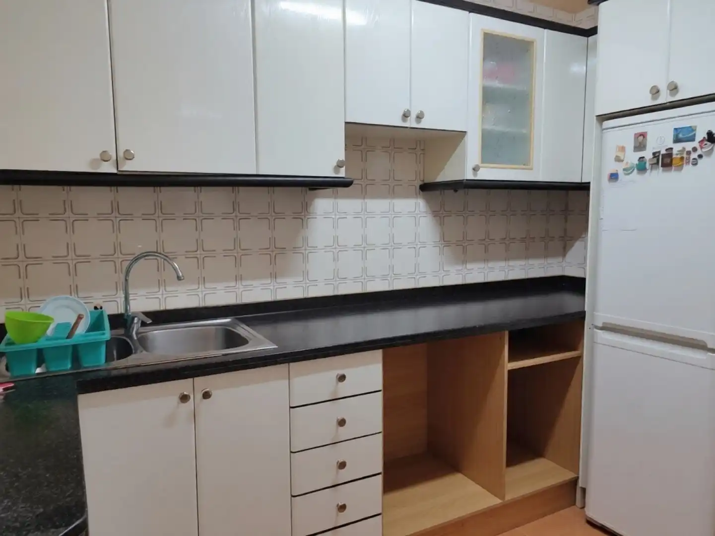 Cocina de Piso en venta en Oviedo  con Calefacción