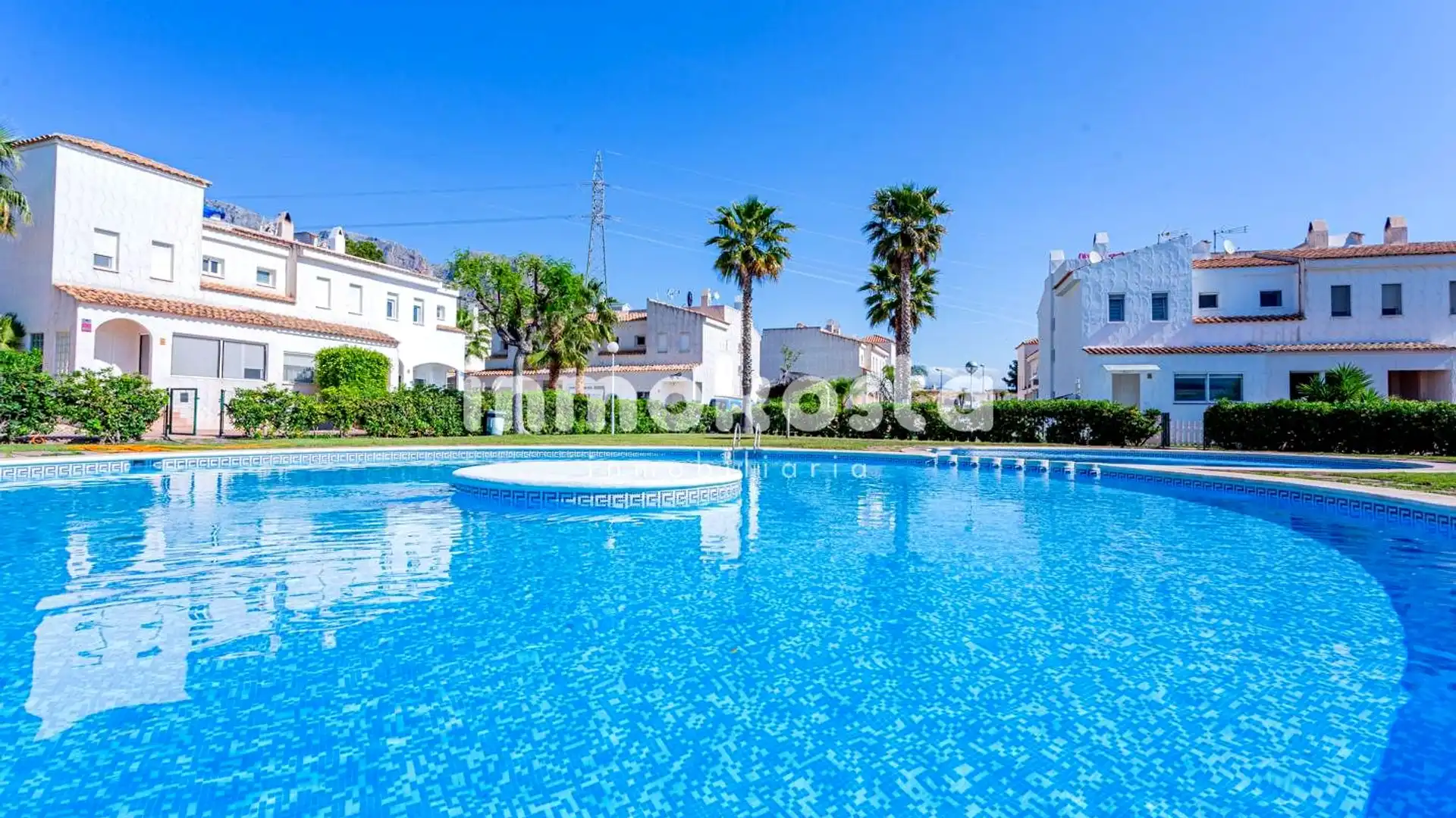 Einfamilien-Reihenhaus zum Verkauf in Montebello - Nou Espai