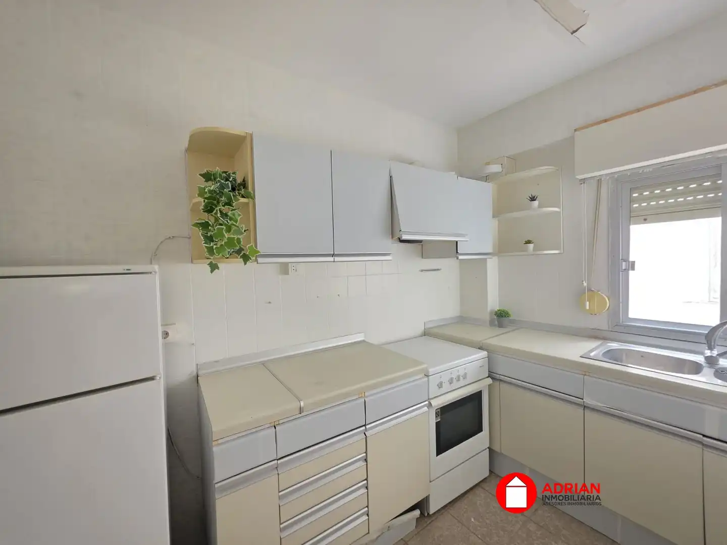 Cuina de Edifici en venda en Eslida