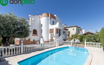 Piscina de Casa o xalet en venda en Ogíjares amb Aire condicionat, Terrassa i Piscina