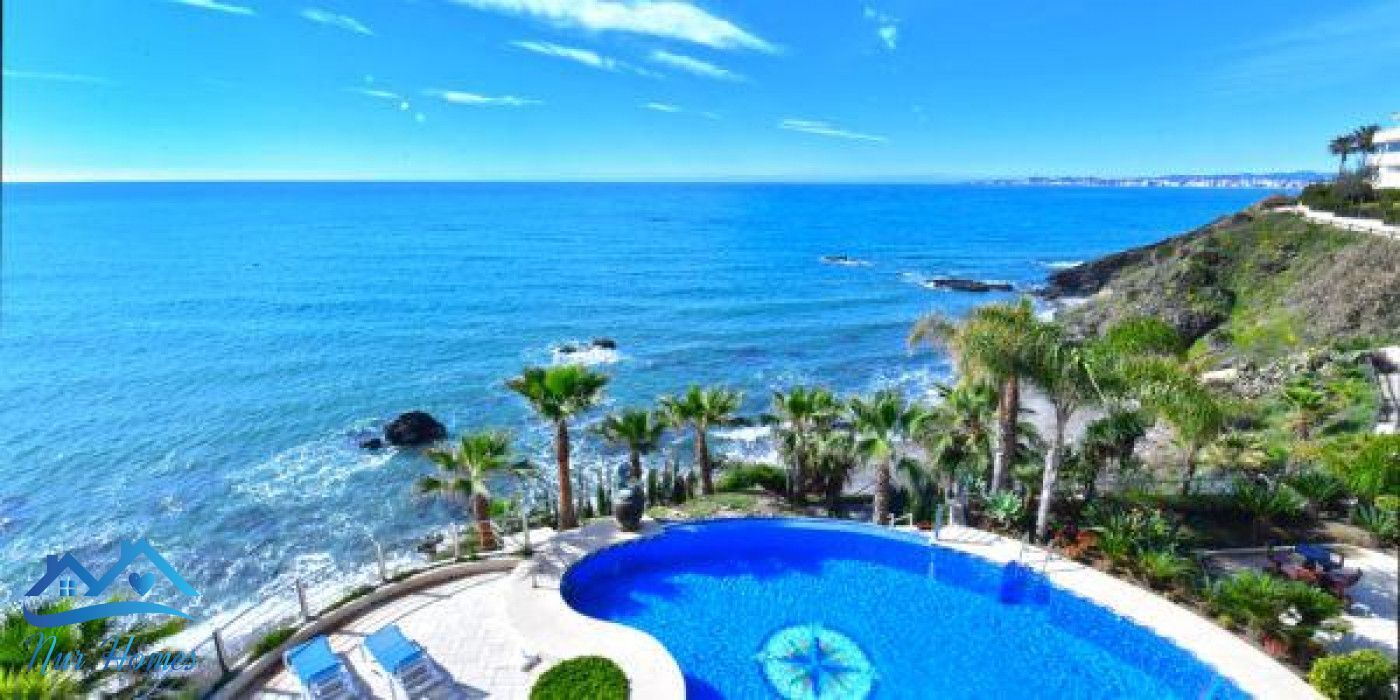 Swimming pool of Flat for sale in Benalmádena  with Air Conditioner, Heating and Terrace
