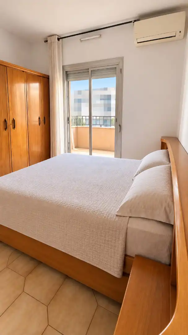 Bedroom of Flat for sale in El Prat de Llobregat  with Air Conditioner, Heating and Oven