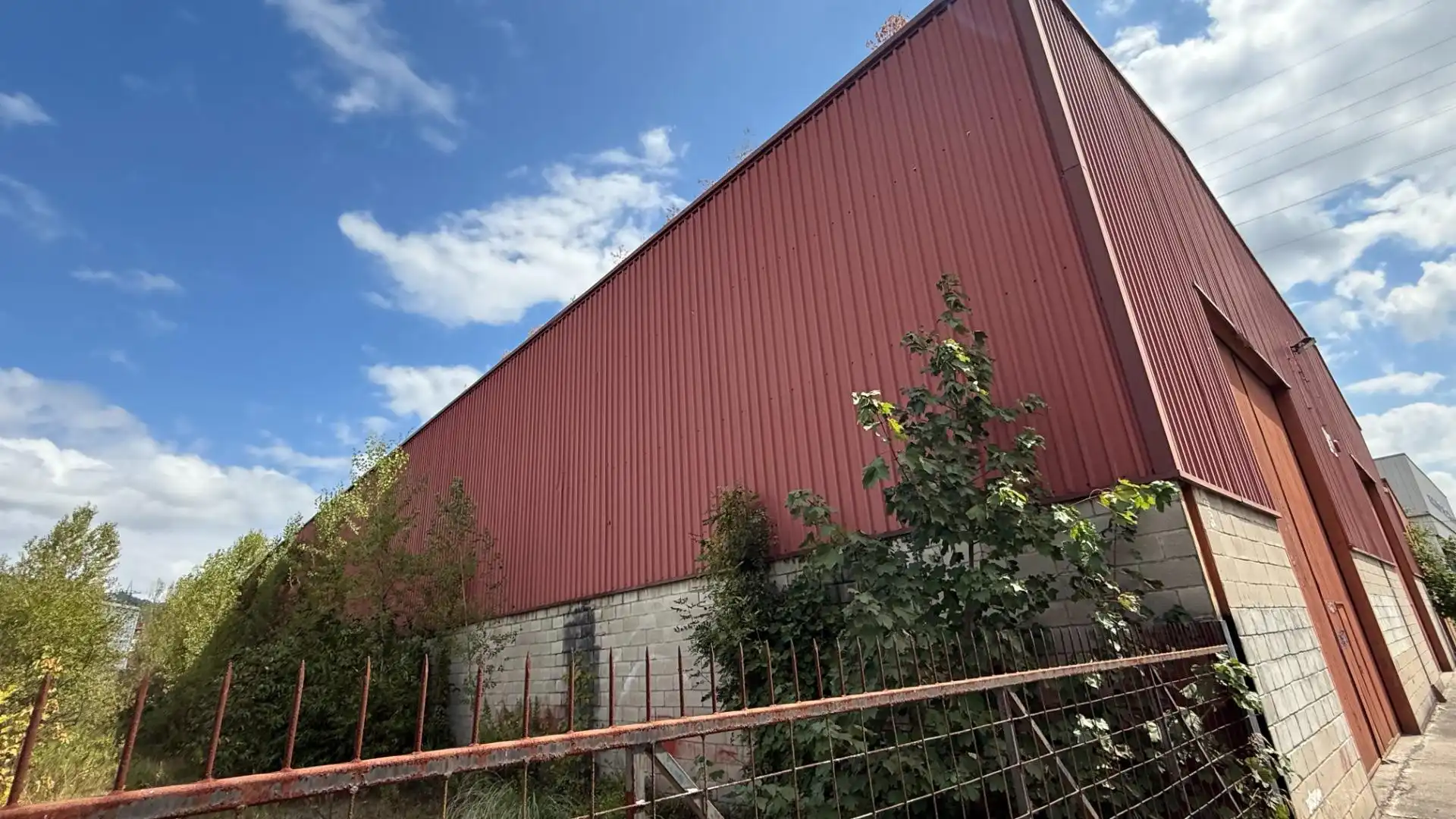 Exterior view of Industrial buildings for sale in Langreo