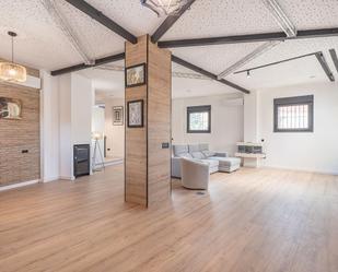 Living room of Study for sale in  Granada Capital  with Air Conditioner, Heating and Parquet flooring