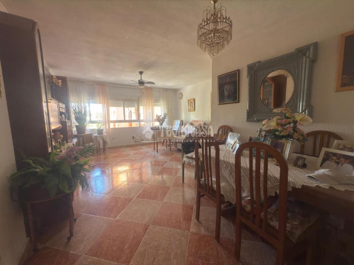 Flat for sale in C. Simeón Giménez Reyna, Carranque - Haza Cuevas, Cruz de Humilladero