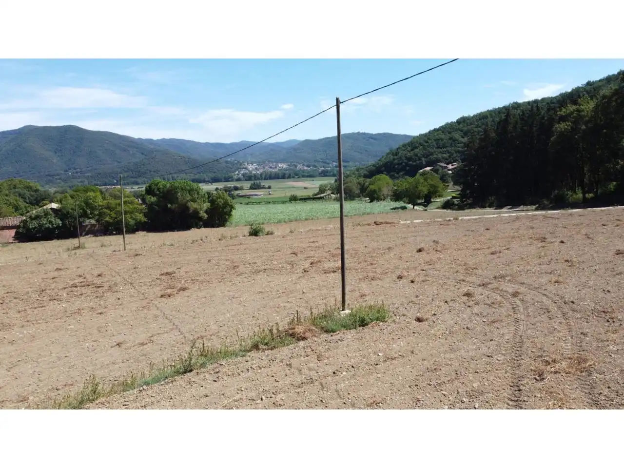 Finca rústica en venda en La Vall d'en Bas amb Calefacció, Jardí privat i Terrassa