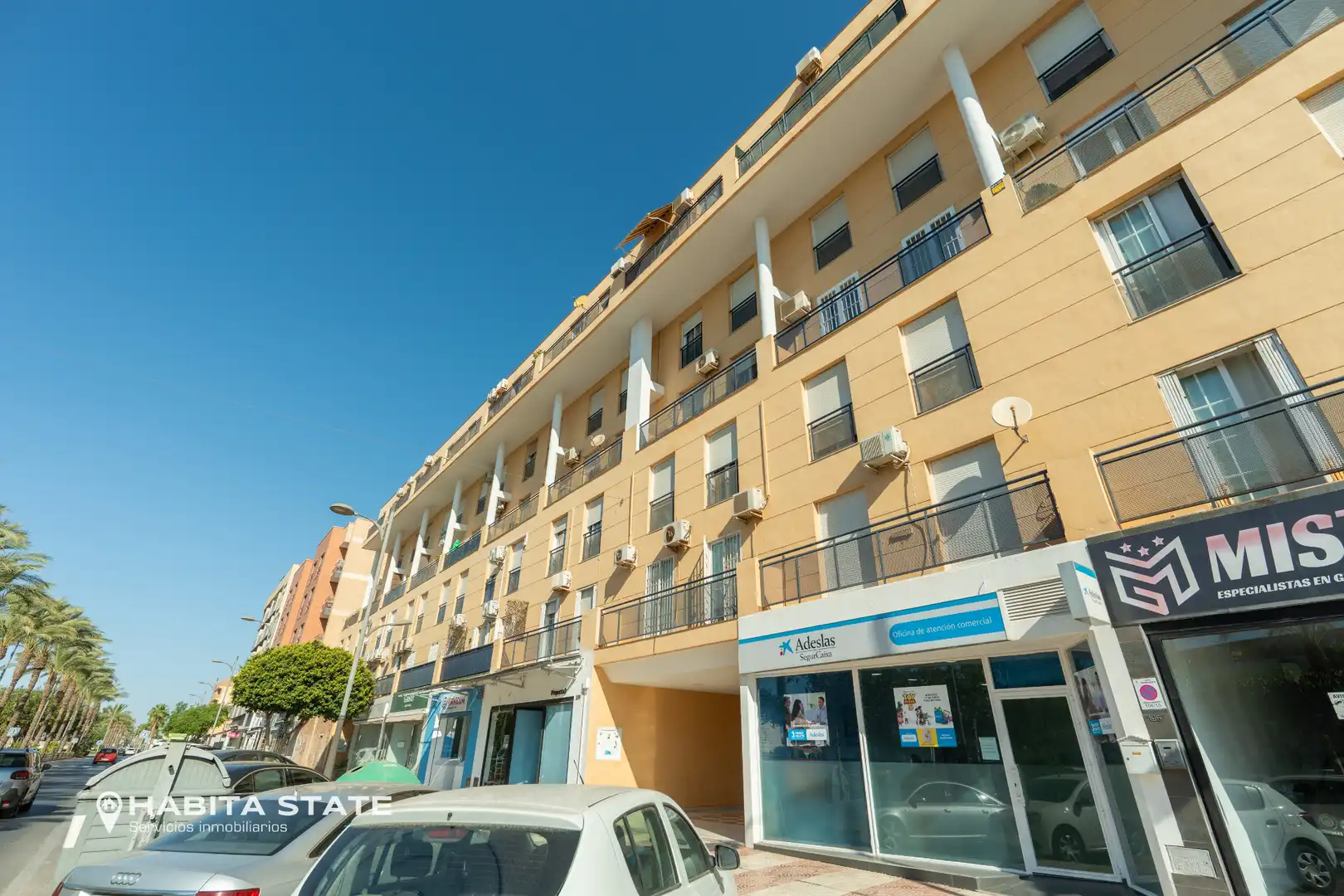 Vista exterior de Piso en venta en Roquetas de Mar con Aire acondicionado, Amueblado y Balcón