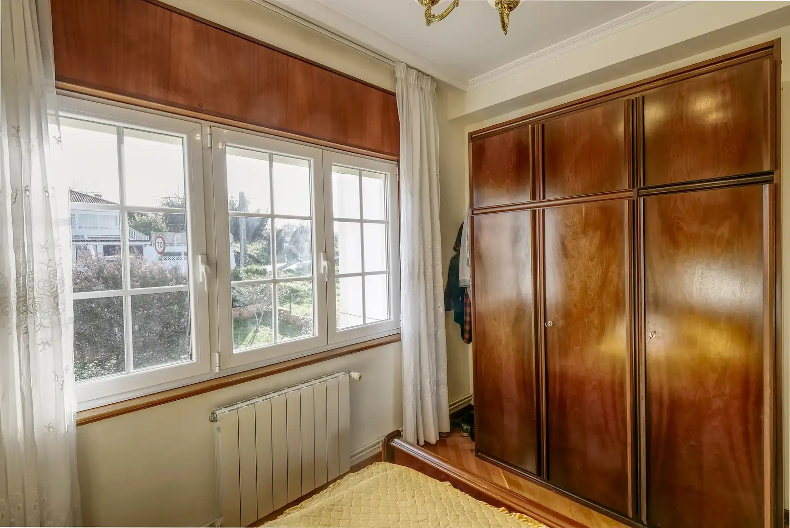 Habitación de Casa o chalet en venta en Bergondo con Calefacción, Jardín privado y Horno