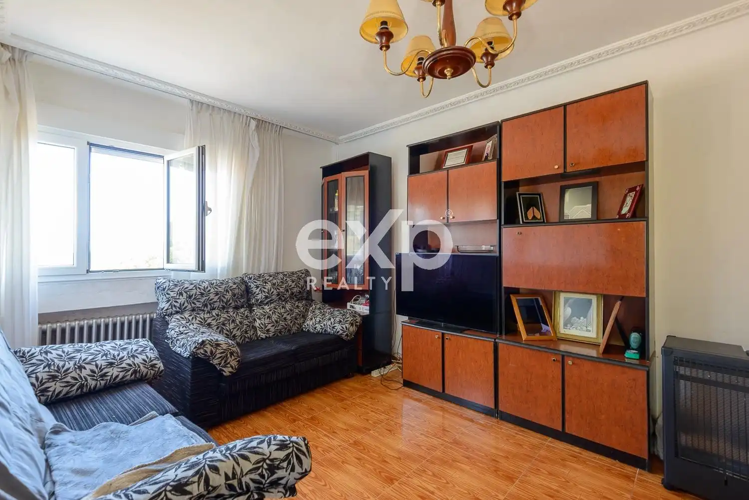 House with garden for sale in Camino CALEYU-FANO 319, imagen 3