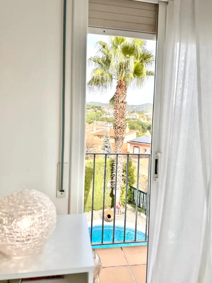 Dormitori de Casa o xalet en venda en Tiana amb Aire condicionat, Calefacció i Jardí privat