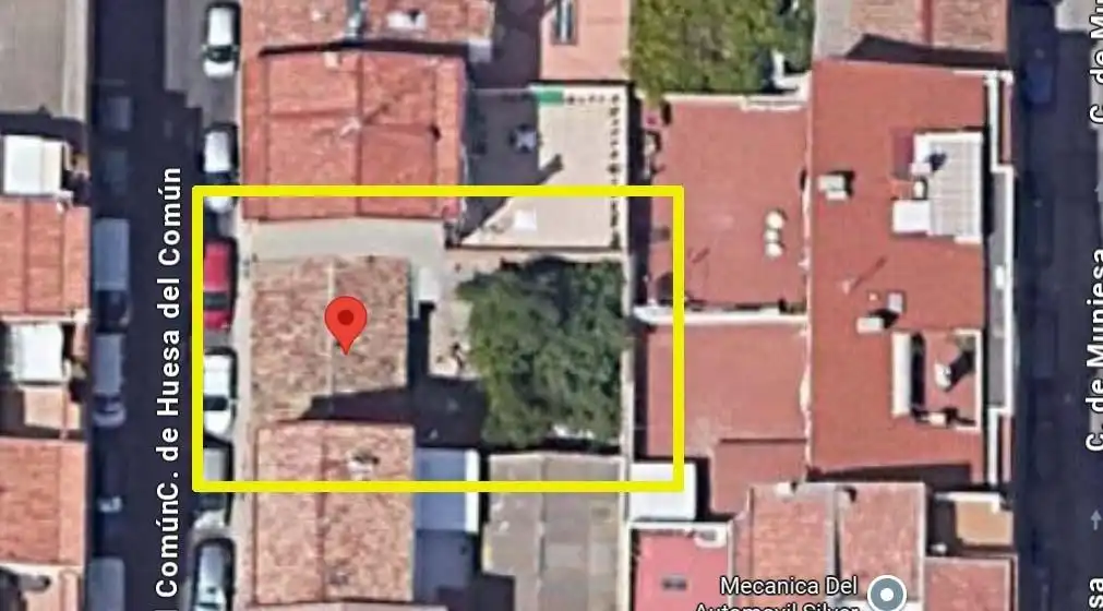 Außenansicht von Residential zum Verkauf in Zaragoza
