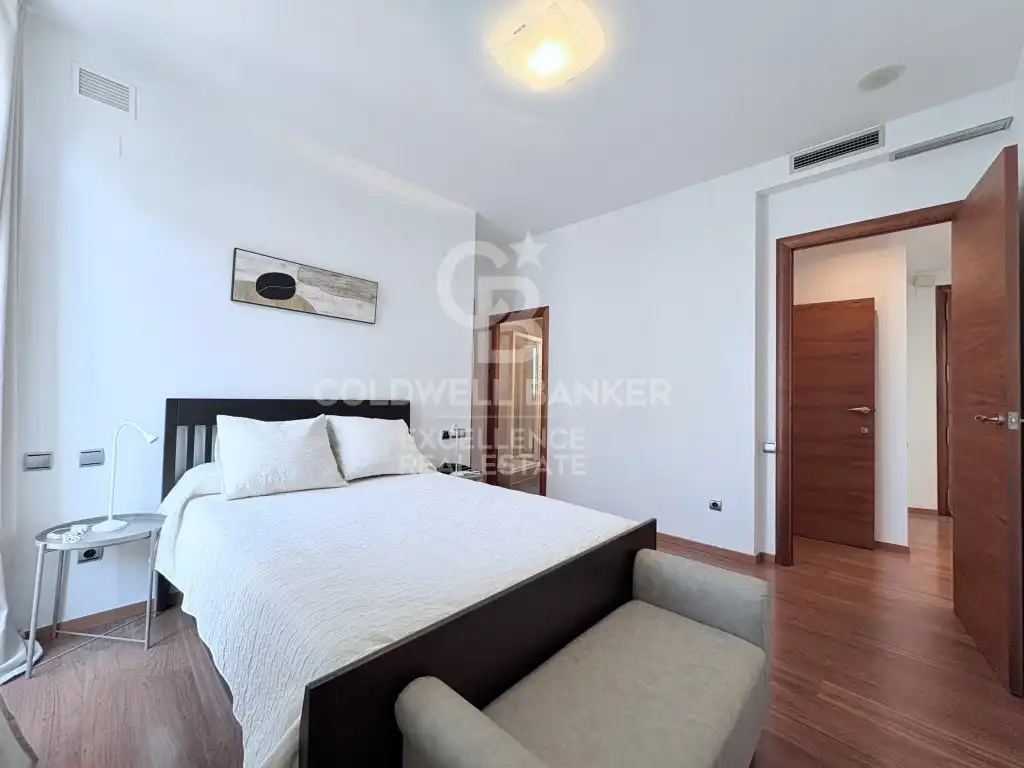 Habitación de Piso de alquiler en Valencia con Aire acondicionado, Amueblado y Horno