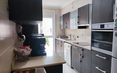 Kitchen of Flat for sale in Manlleu  with Heating, Terrace and Storage room