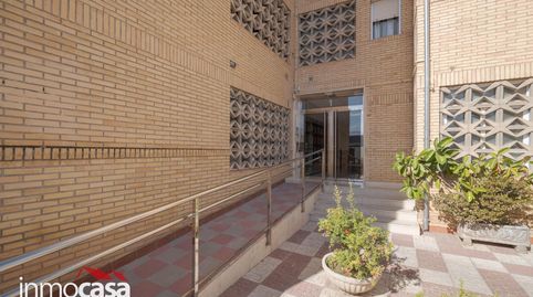 Foto 5 de Piso en venta en Calle Jesse Owens, 1, Rosaleda - Juventud, Granada Capital