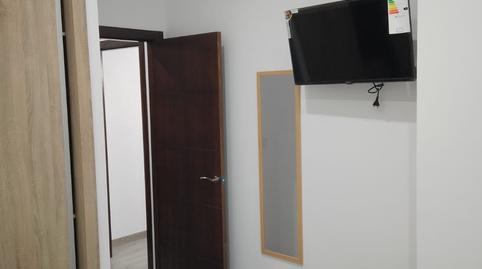 Foto 4 de Apartament de lloguer a Santa Rosa - Valdeolleros, Córdoba