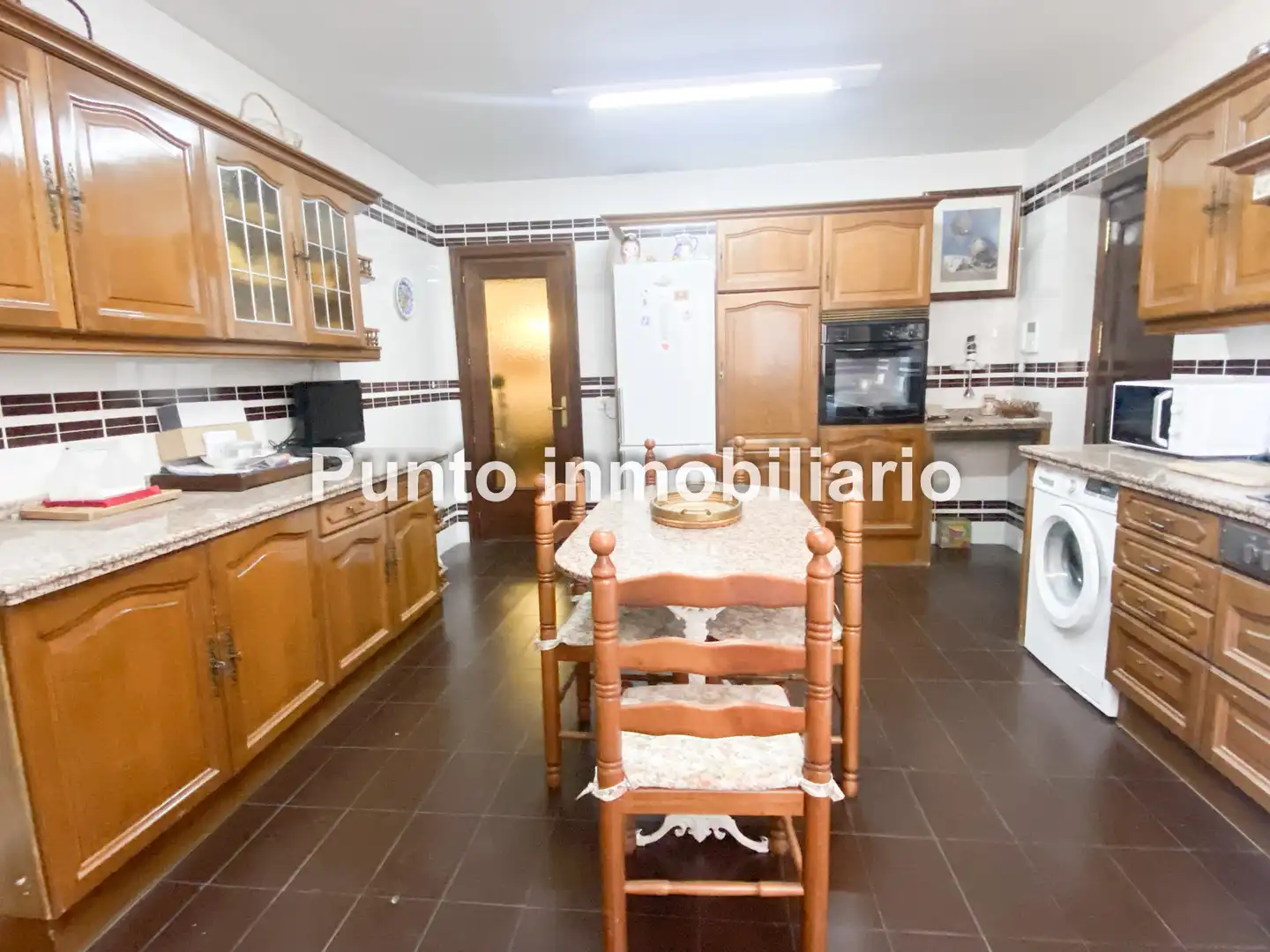 Cuina de Pis en venda en Valladolid amb Calefacció, Parquet i Terrassa
