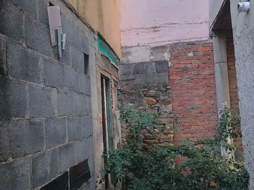 Vista exterior de Casa adosada en venda en O Barco de Valdeorras   amb Balcó