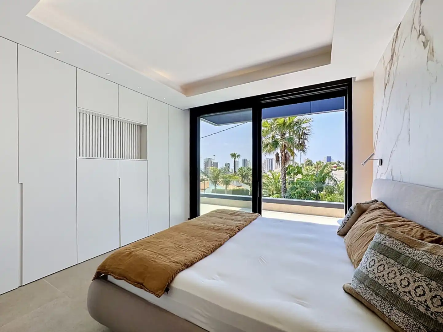 Chalet con piscina en venta en Marisol Park - Ortembach - Los Almendros, imagen 41