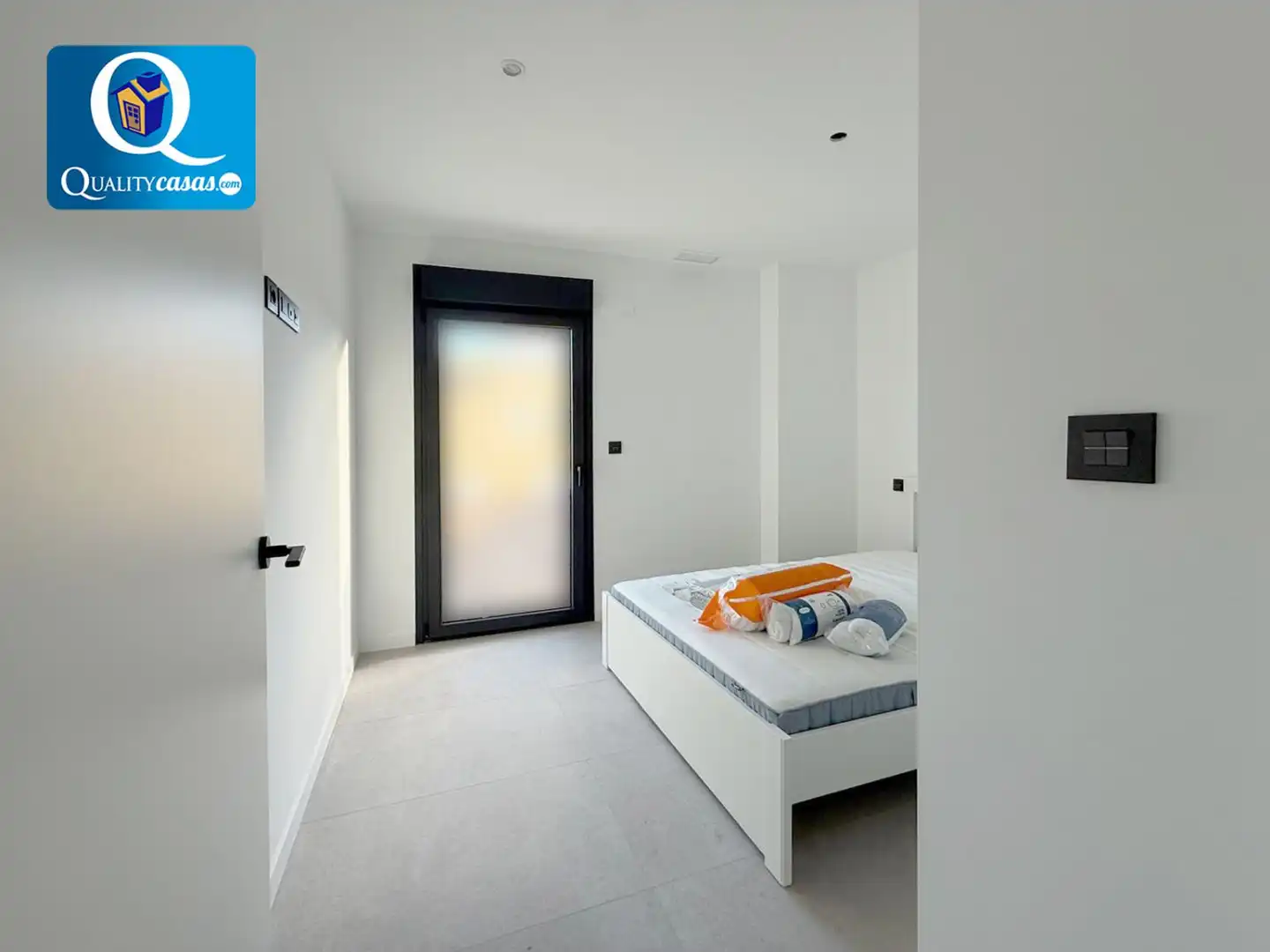 Habitación de Apartamento en venta en Mutxamel con Terraza y Piscina comunitaria