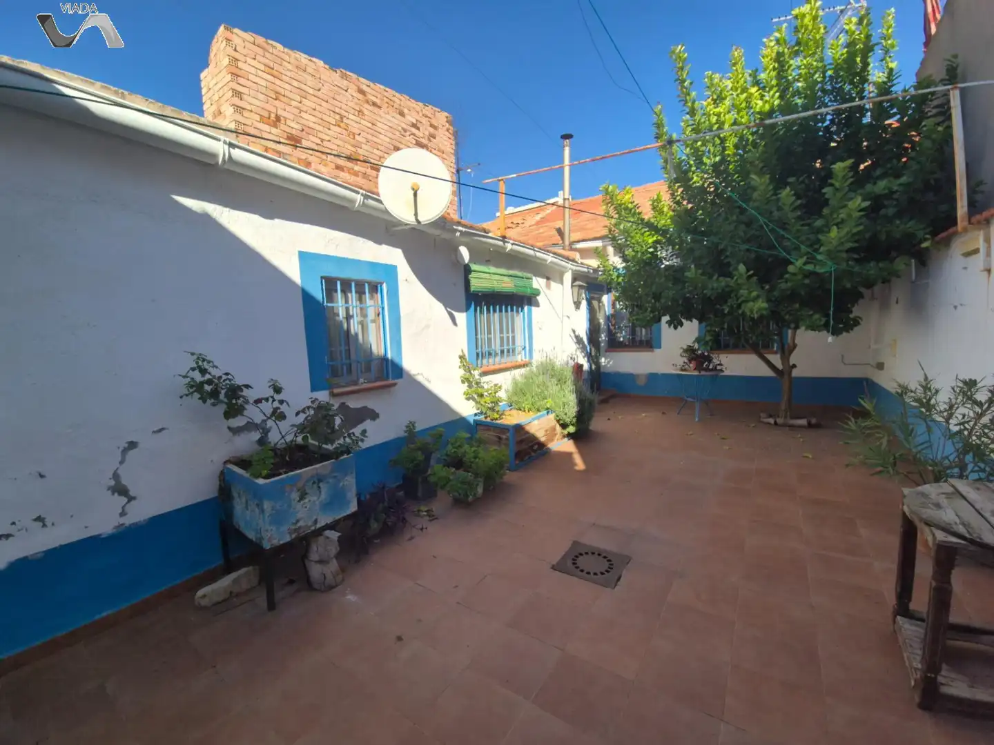 Exterior view of Houses for sale in Puertollano  with Heating, Storage room and Oven