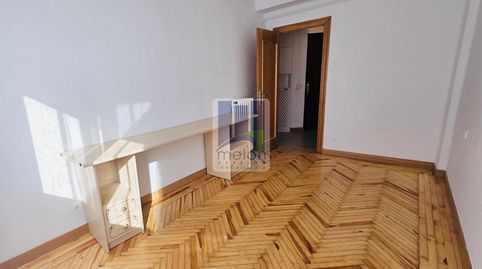 Foto 5 de Piso en venta en Vitoria, Gamonal - San Bruno - G9, Burgos Capital