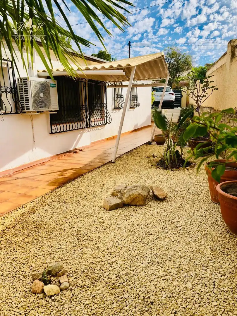 Terrasse von Haus oder Chalet zur Miete in L'Alfàs del Pi mit Klimaanlage, Terrasse und Schwimmbad
