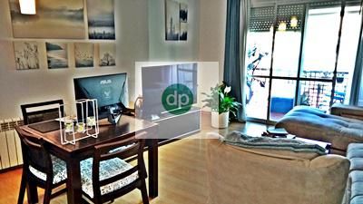 Sala d'estar de Àtic en venda en Badajoz Capital amb Aire condicionat, Calefacció i Jardí privat