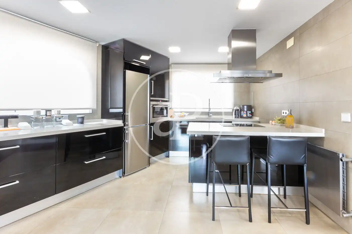 Küche von Dachboden zum Verkauf in Valencia mit Klimaanlage, Heizung und Terrasse