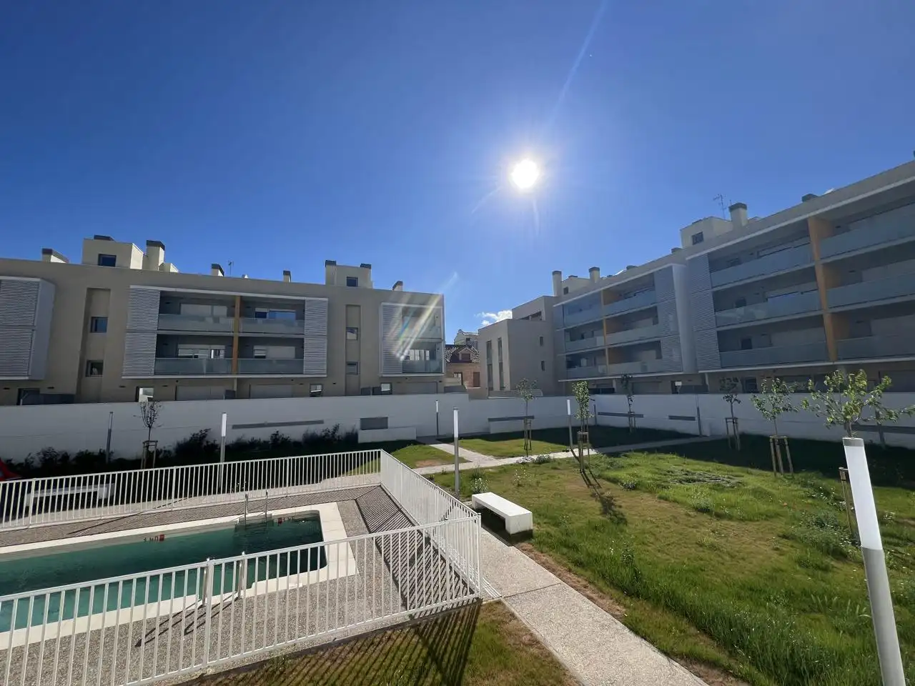 Piscina de Pis en venda en Zaragoza amb Aire condicionat, Calefacció i Terrassa