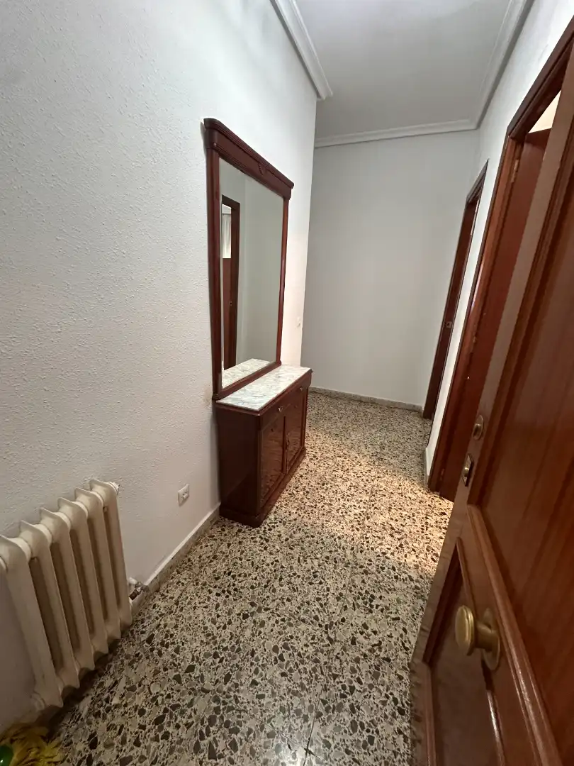 Flat for rent in Avenida de los Alfares, Fuensanta - Universidad