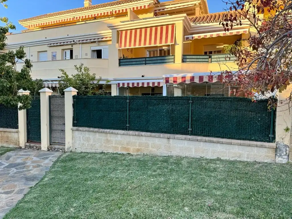 Appartement avec piscine à louer à Calle Aligustres de Baviera, imagen 29