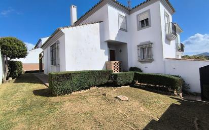 Casa adosada en venda a Los Barrios