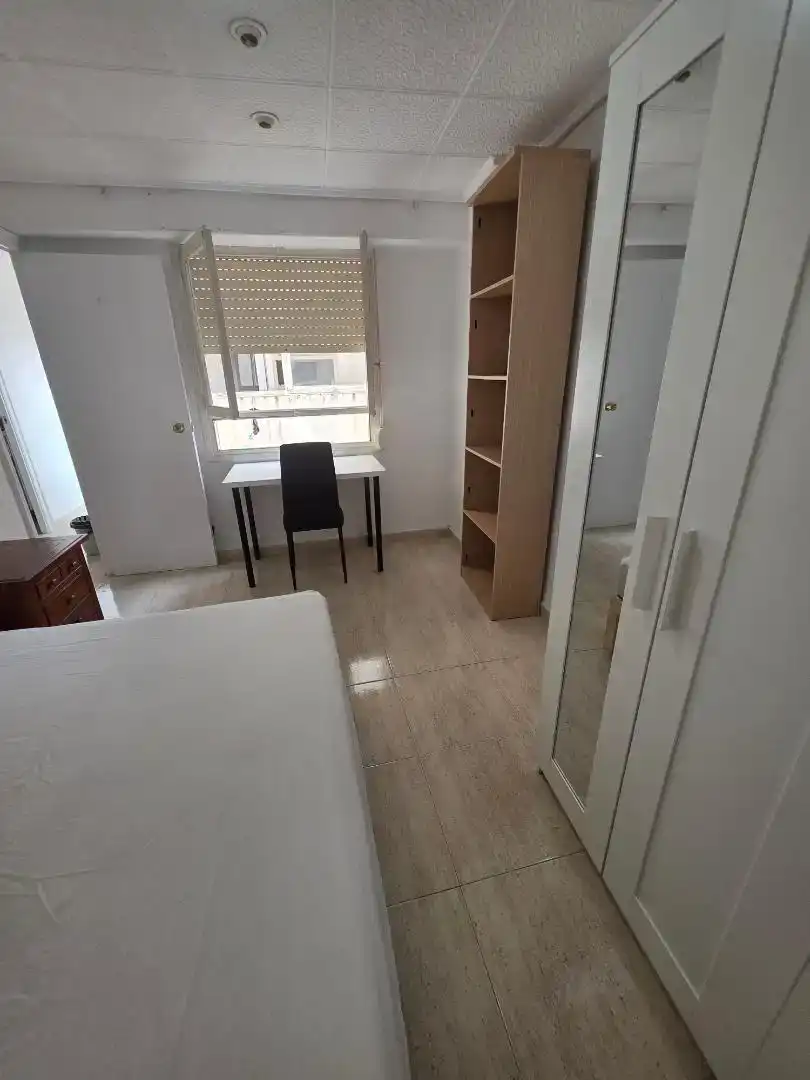 Bedroom of Flat for rent in Elche ciudad