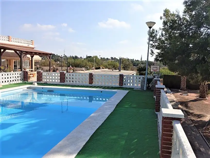 Piscina de Casa o xalet en venda en Elche / Elx amb Aire condicionat, Jardí privat i Terrassa