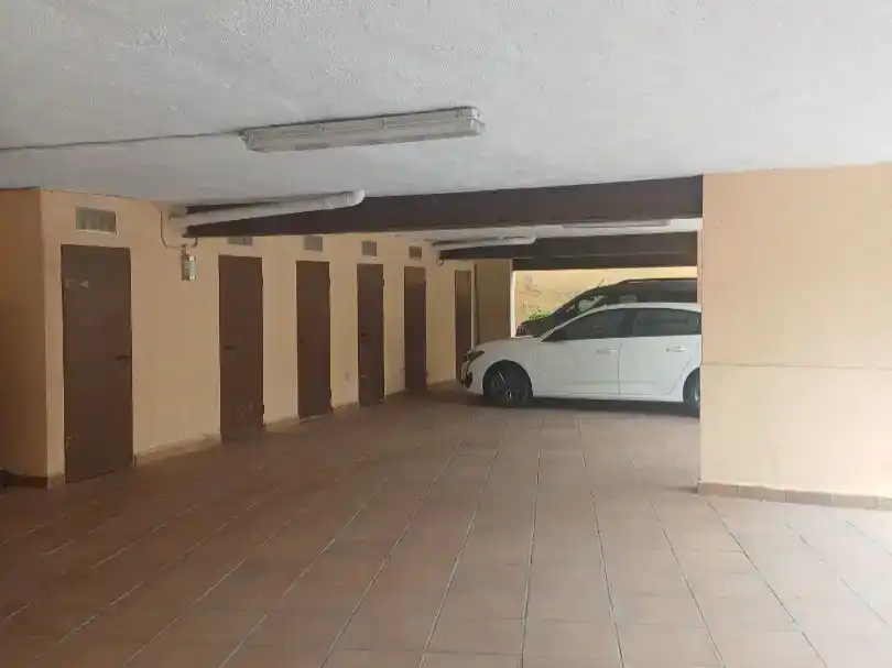 Aparcament de Pis en venda en Roda de Berà amb Aire condicionat i Balcó