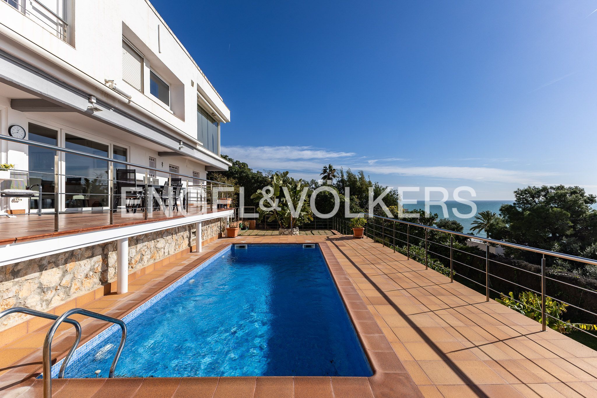 Exterior view of House or chalet for sale in Sitges  with Air Conditioner, Heating and Private garden